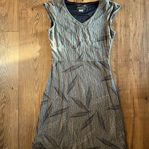 ⭐️Merrell dress sz small⭐️2 for $15